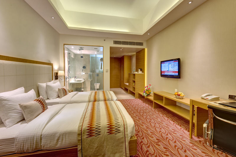 Hotel Hindusthan International, Варанасі Екстер'єр фото