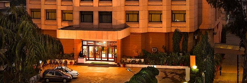 Hotel Hindusthan International, Варанасі Екстер'єр фото